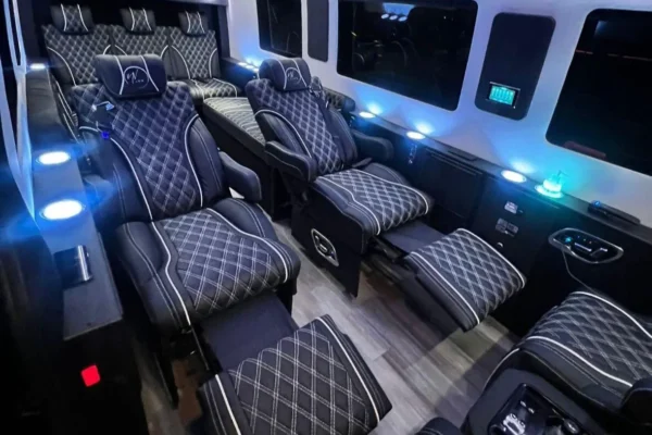Empyra Limousine